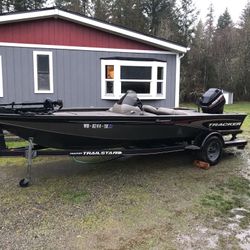 2002 Bass Tracker V18 Tournament 