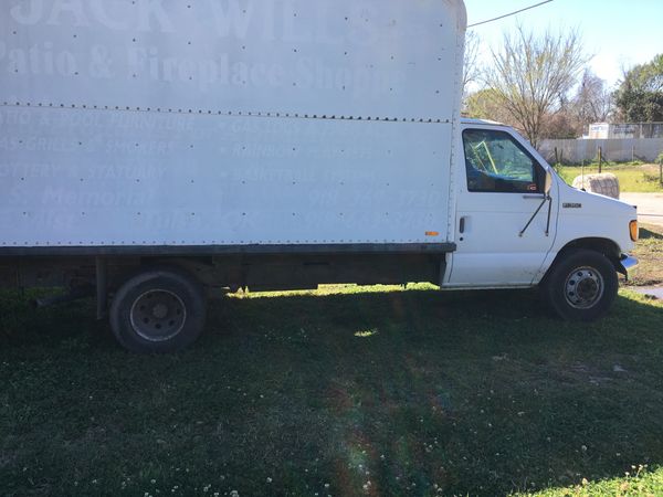 14 foot box truck for Sale in Houston, TX - OfferUp