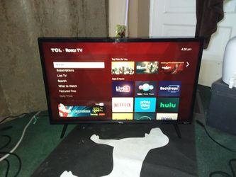 TCL ROKU TV 43" INCH CLASS FHD (1080P) SMART ROKU LED TV MODEL: 43S303TBAA REMOTE CONTROL INCLUDES 