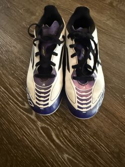 Boys cleats