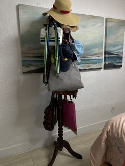 Purse holder 