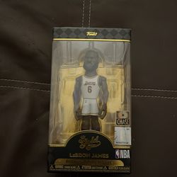 Gold LeBron games vinyl figure