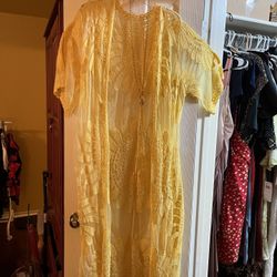 Beautiful Long Yellow Duster & Necklace One Size