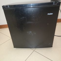 Mini Fridge HAIER