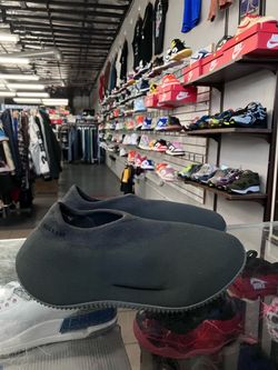 Adidas Yeezy Knit RNR Stone Onyx