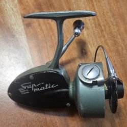 RARE Vintage Fishing Reel 
