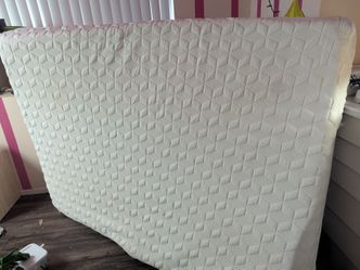 *ON HOLD* Free Purple Mattress Queen size