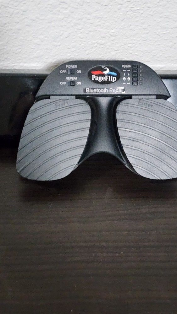 PageFlip Cicada Wireless Bluetooth Page Turner Pedal