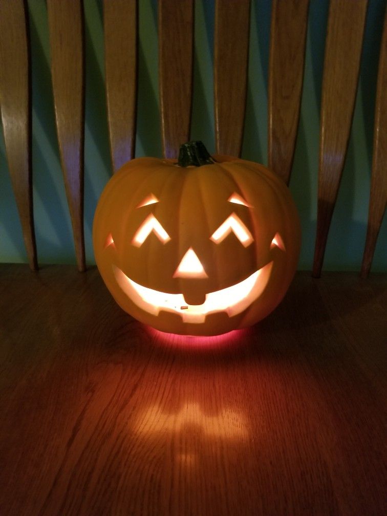 π CUTE NEW LIGHT UP PUMPKIN GREAT DECORATION π