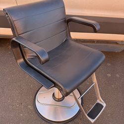 Belvedere Professional Barber Chair – Heavy Duty Hydraulic 