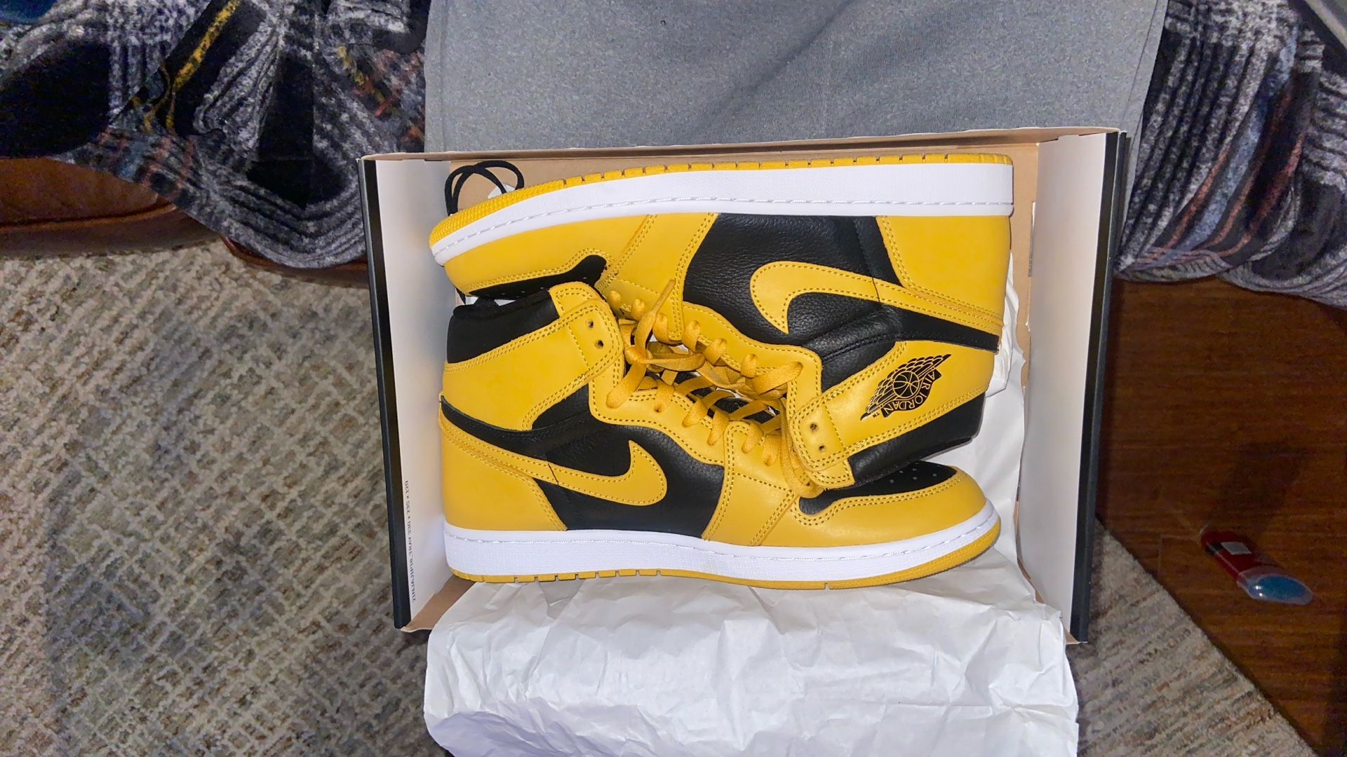 Jordan 1 Retro High “Pollen”