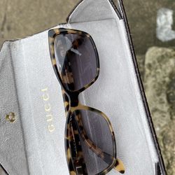 Reading Gucci glasses for women