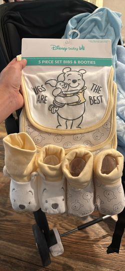 Weenie The Pooh Bibs And Booties