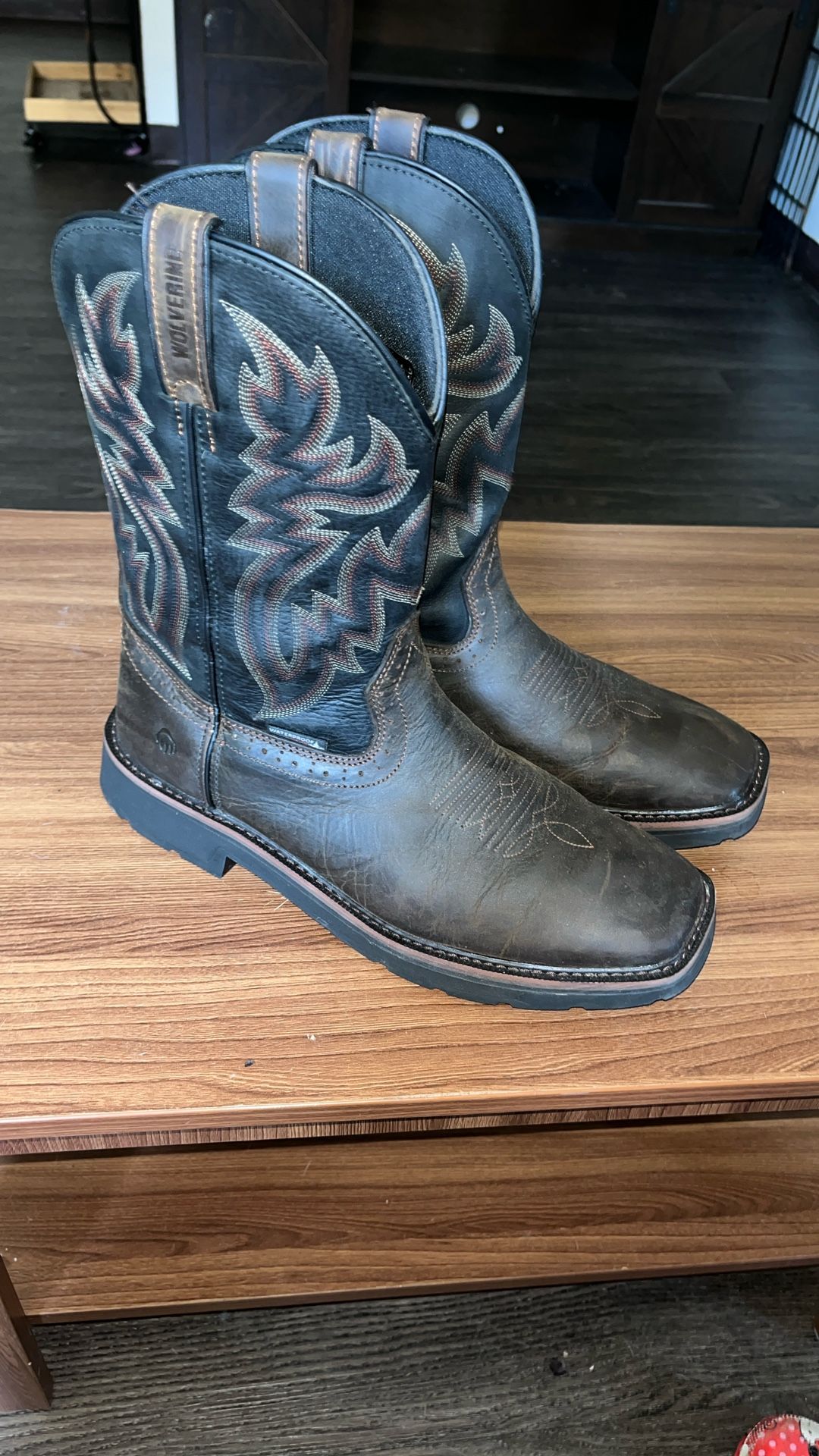 Size 12 Soft Toe Work Boot. Used Twice