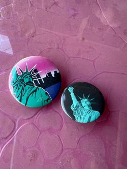 Pins set 3 Dlrs