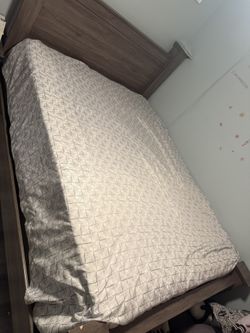 Cama Queen