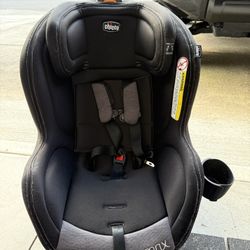 Chicco NextFit Max ClearTex Convertible Car Seat, Rear-Facing Seat for Infants 4-50 lbs., Forward-Facing Toddler Car Seat 22-65 lbs., Baby Travel Gear