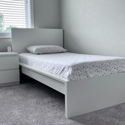 Twin Bed