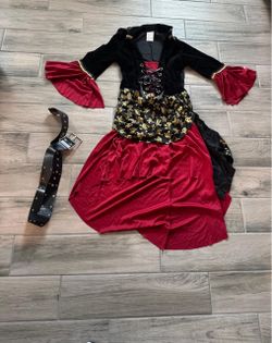 Women’s Pirate Costume Size L