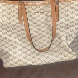 Michael Kors Tote Bag 