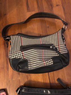Chaps Small decorative handbag with sections