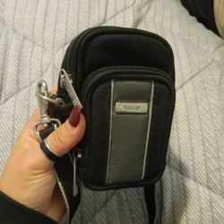 Kenneth Cole Small Bag Great Condition! 