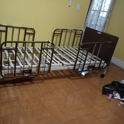 Invacare Electric Bed With Geo-; Mattress. Ultramax