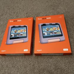 2 Amazon Fire 8" HD tablet with Wi-Fi 32 GB - Purple