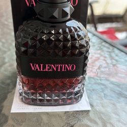 Valentino Uomo Born in Roma Intense