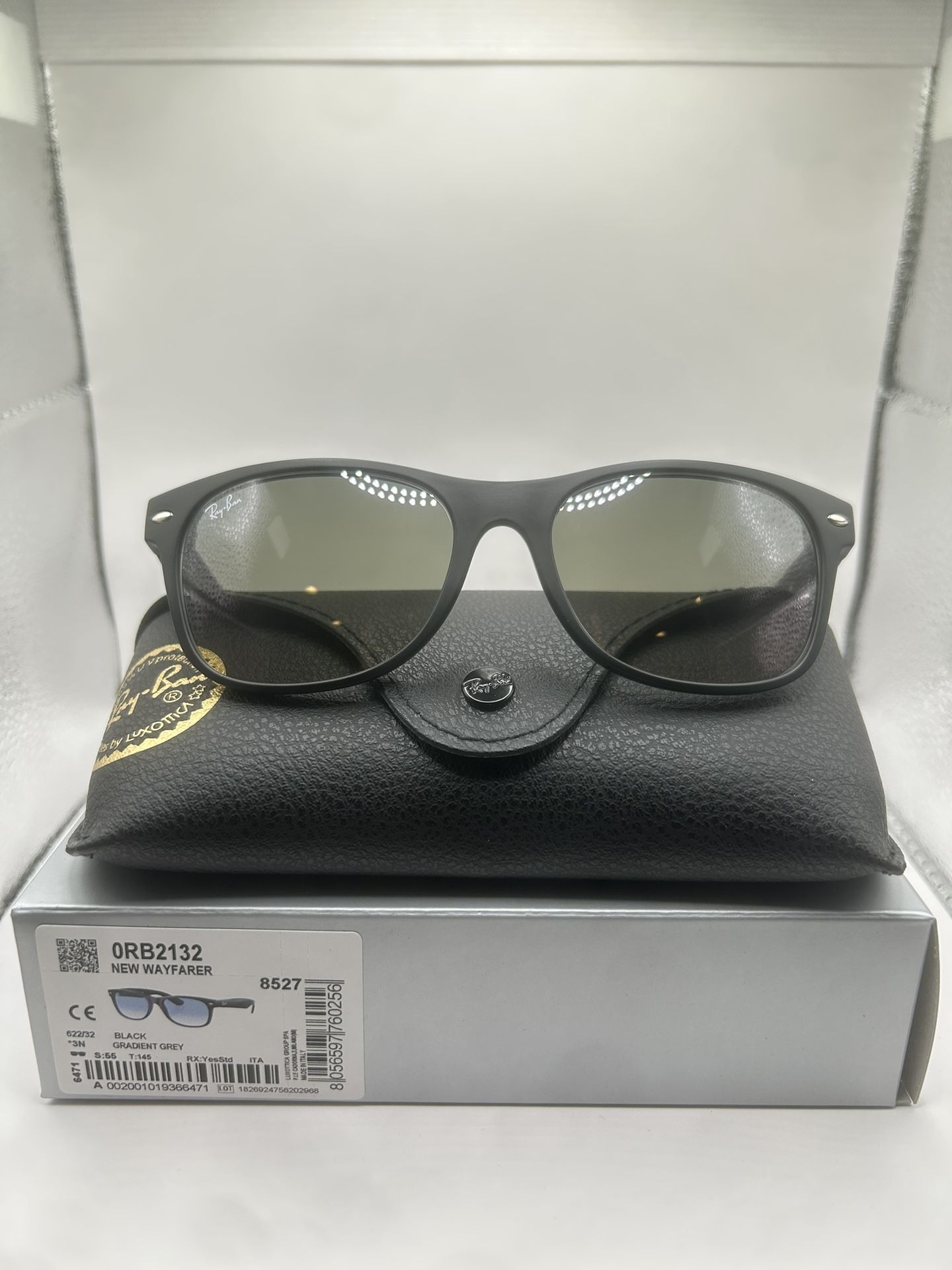 Ray-Ban New Wayfarer Classic Sunglasses