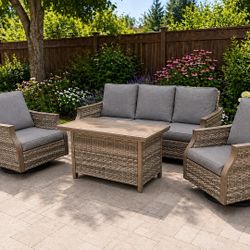 Outdoor 4-piece patio furniture set