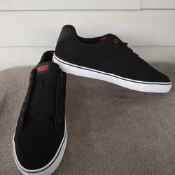 Men Levis Miles Tumbled WX 519303-41A Black Suede Synthetic LowTop Sneakers 