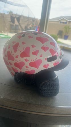 Nutcase Bicycle Helmet Sz Y 20 1/2” - 22” Butterfly Hearts