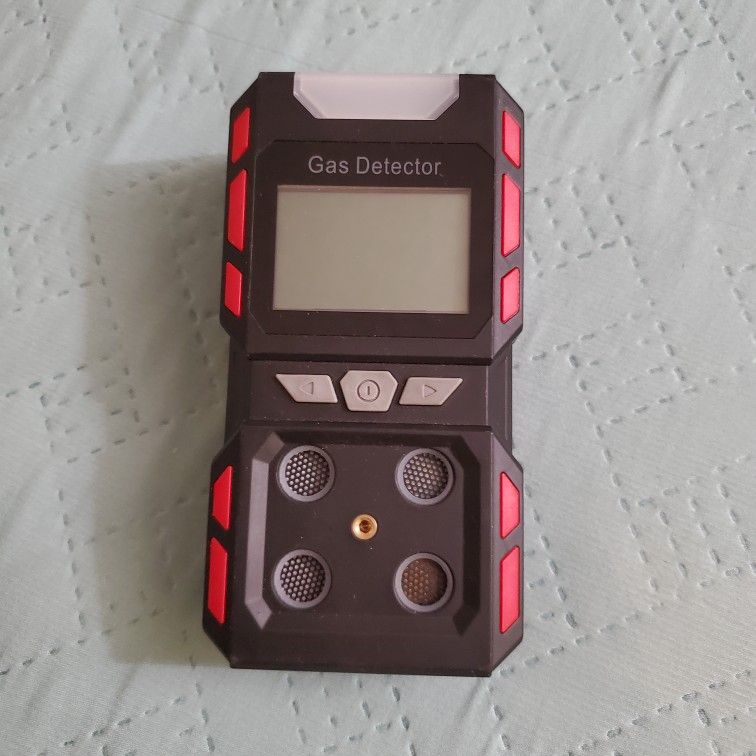 4 Gas Monitor Multi Gas Detector Sound Light Shock 4 Gas Meter Tester Analyzer Rechargeable Portable Gas Detector. Ig