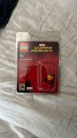 Authentic 2017 Lego Super Heroes SDCC Deadpool Duck