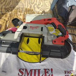 Milwaukee Saw Band with Battery And Charger