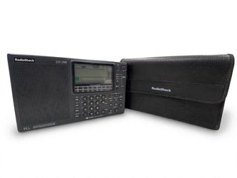 RadioShack DX-398 Shortwave / World Band Radio - Excellent Condition