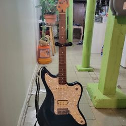 Lady Luck Green vintage Guitar