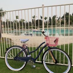 New Awesome 🌸 Ladies Beach Cruiser Bike Bicycle Standard Adult Size 26” Tires 