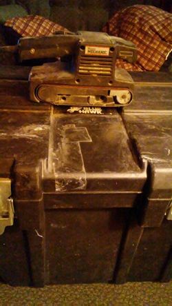 Belt sander