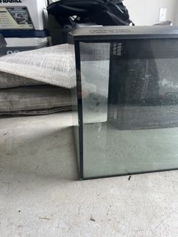 30 Gallon bowfront Fish Tank