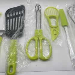 "7 PC SET" of kitchen utensils (SKU#: 000JE6)