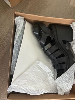 Steve Madden heel pick up only Las Vegas