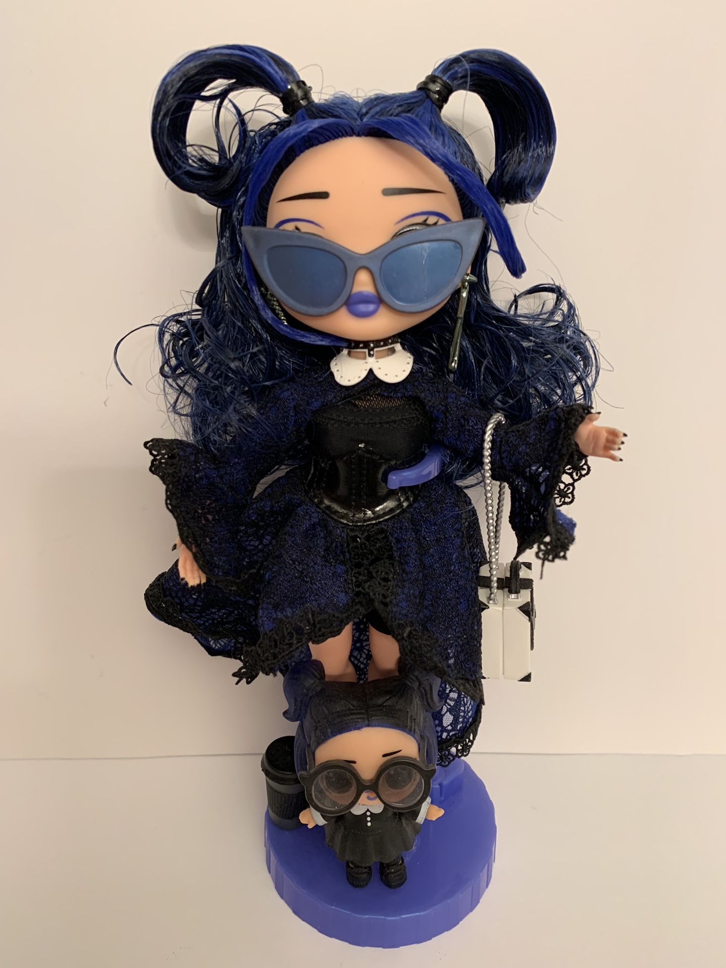 LOL Surprise Moonlight B.B. And Little Sister Doll