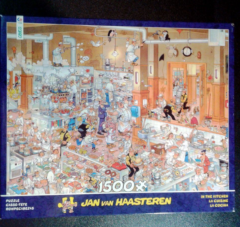 Jan Van Haasteren 1500 puzzle "In The Kitchen"