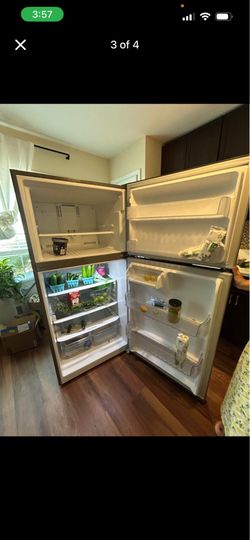 LG refrigerator