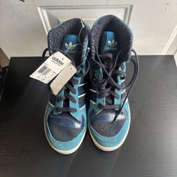 Women Adidas Rivalry High Size 8 Shoes (Brand New) 