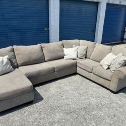 Beige 3 Piece Sectional Couch