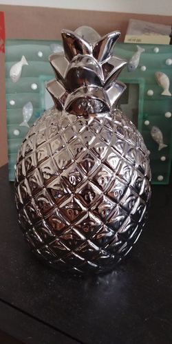 Pinapple decor