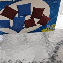 Cornhole set With 16 Beanbags and Target Set